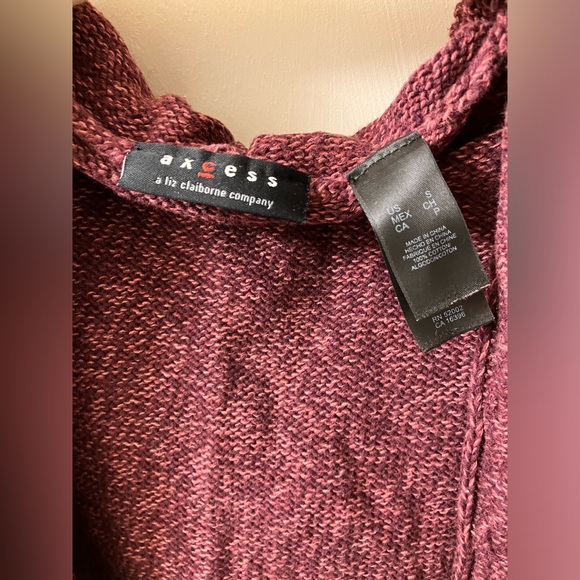 Women’s Sweater Hoodie - Picture 3 of 6